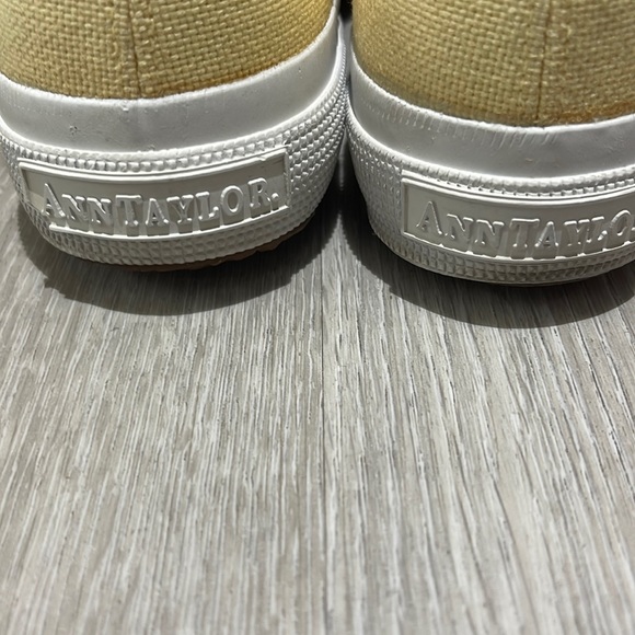 ANN TAYLOR - Picture 3 of 5